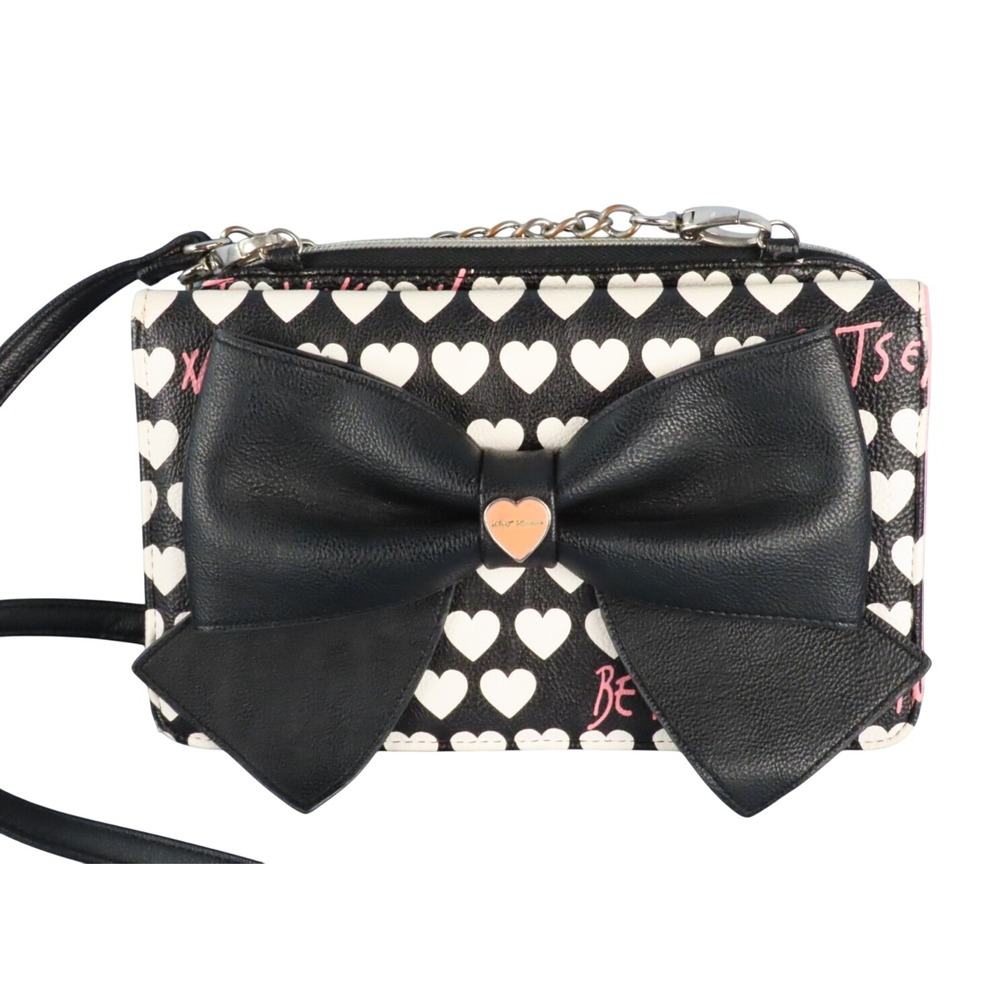 BETSEY JOHNSON Black & White Heart BIG BOW CROSSBODY BAG PURSE Pink Trim WALLET